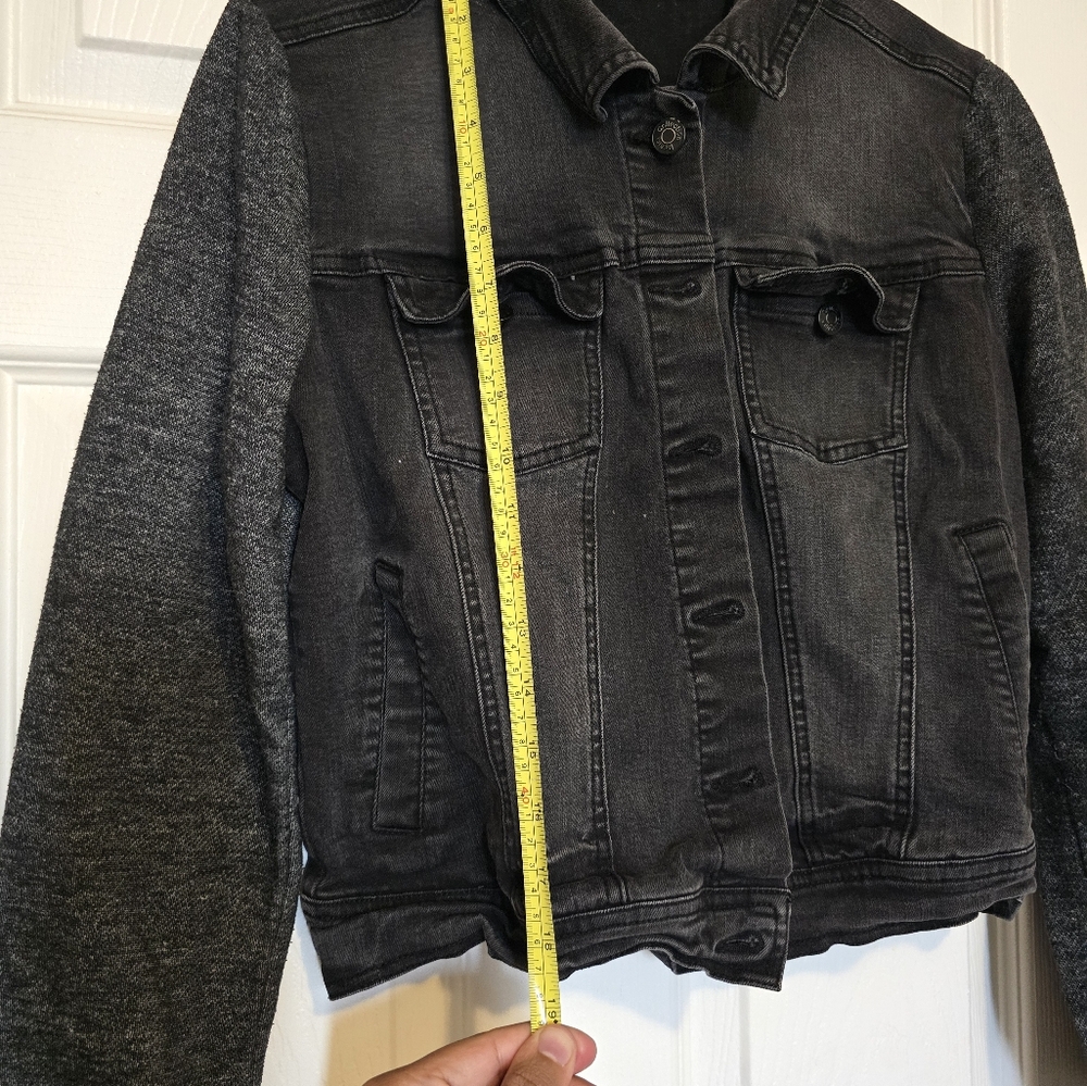 Black and Gray Jean Jacket with Sleek Design